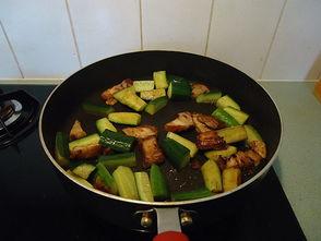 吃黑烧瓜,探寻传统美食的魅力